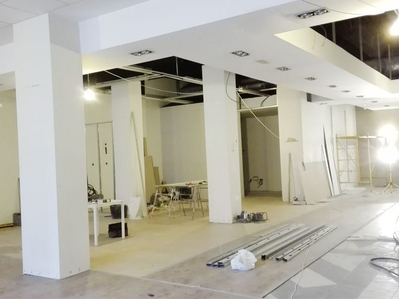 reformas locales comerciales granada
